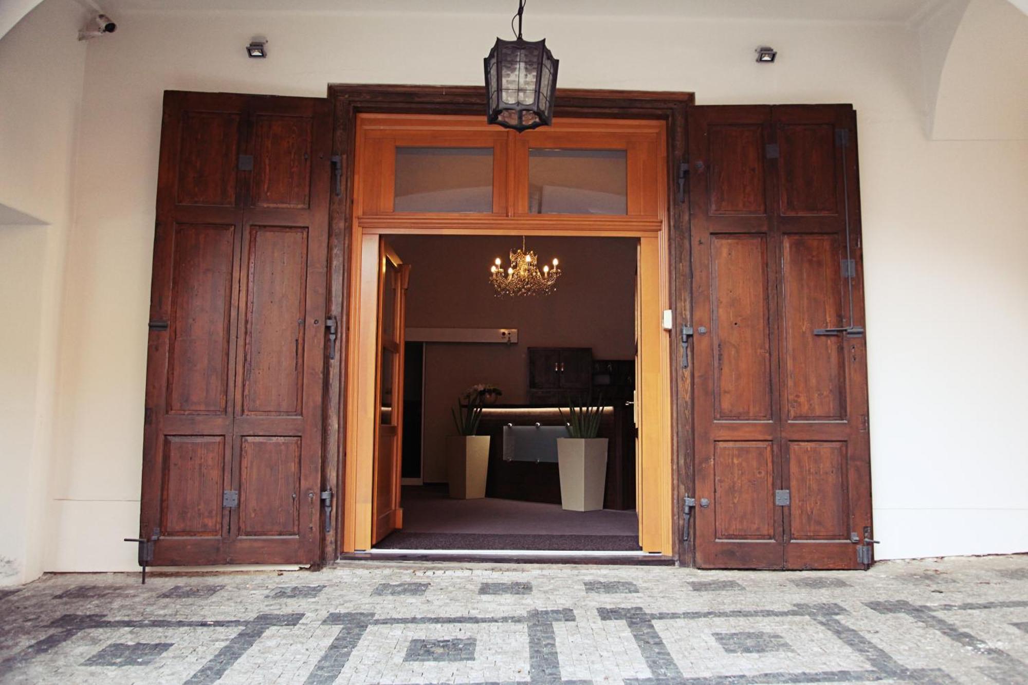 Hotel U Hradu Mlada Boleslav Exterior photo