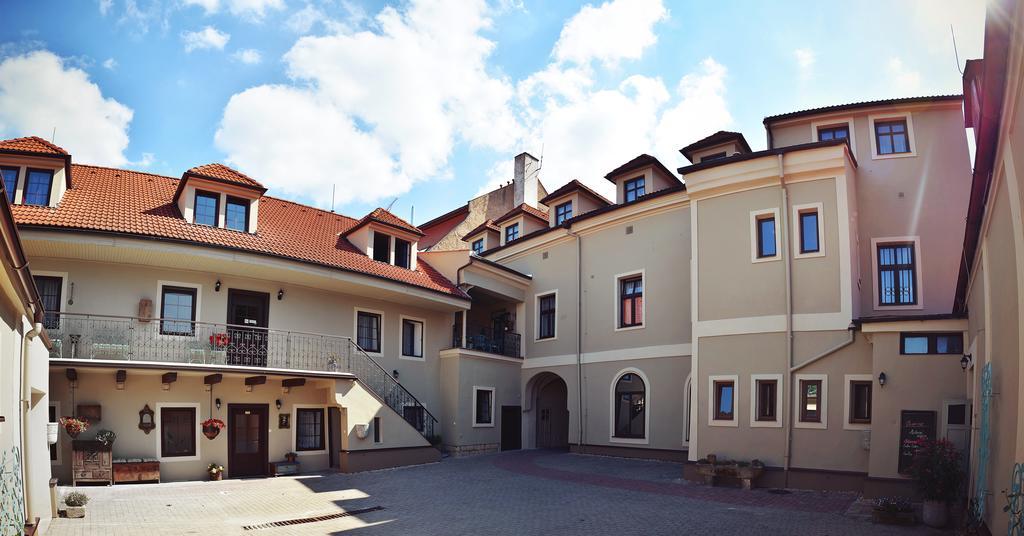 Hotel U Hradu Mlada Boleslav Exterior photo